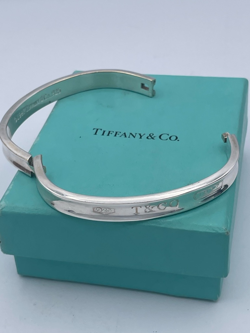 Tiffany & Co. 1837 Sterling Silver 925 Hinged Bangle Bracelet Vintage 1997 - Picture 4 of 12